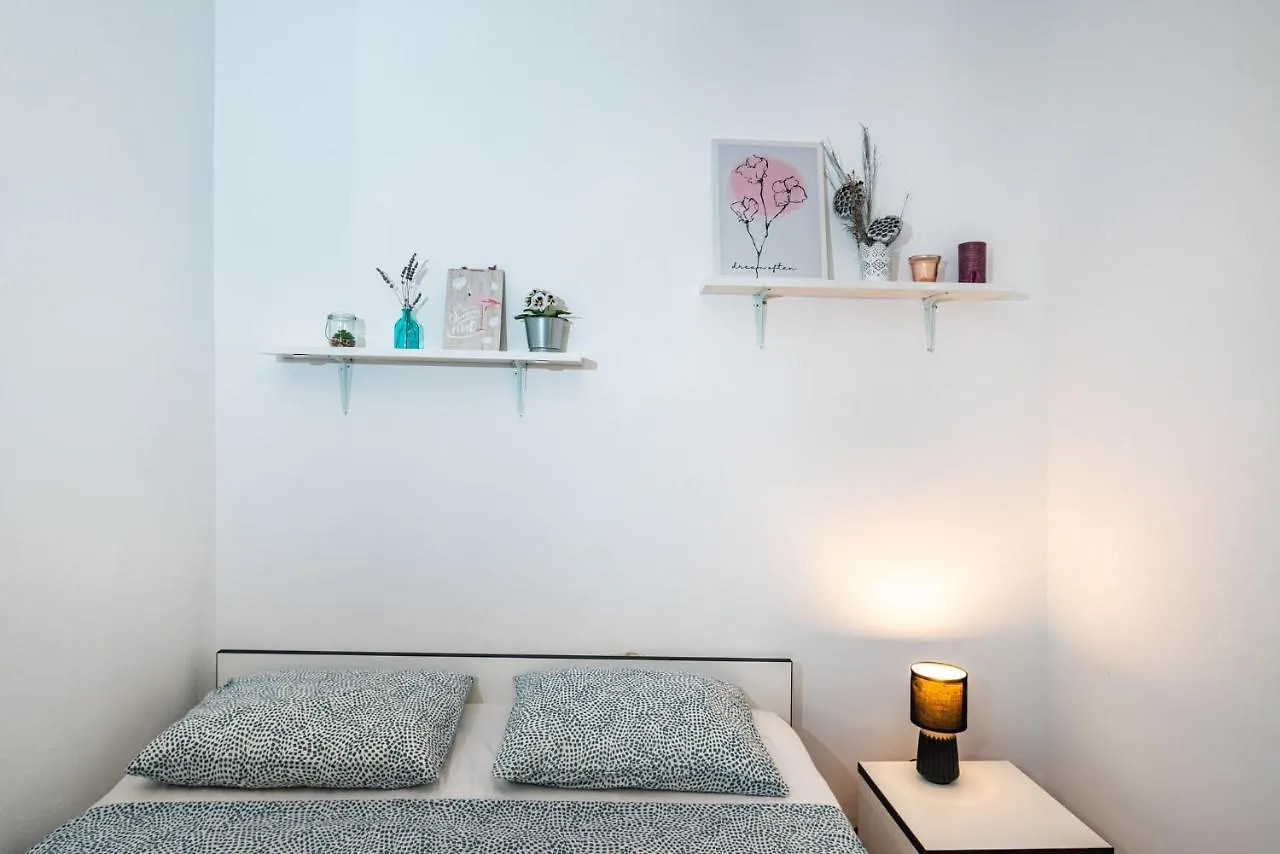 Apartment Helena Rovanjska