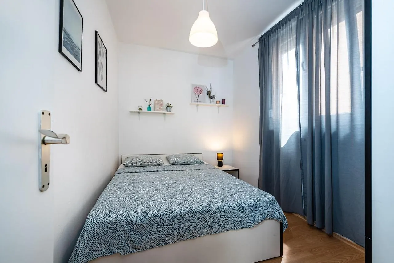 Apartment Helena Rovanjska